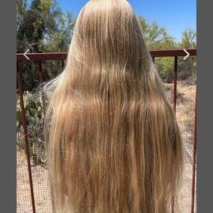 Gorgeous natural tape hair extentions